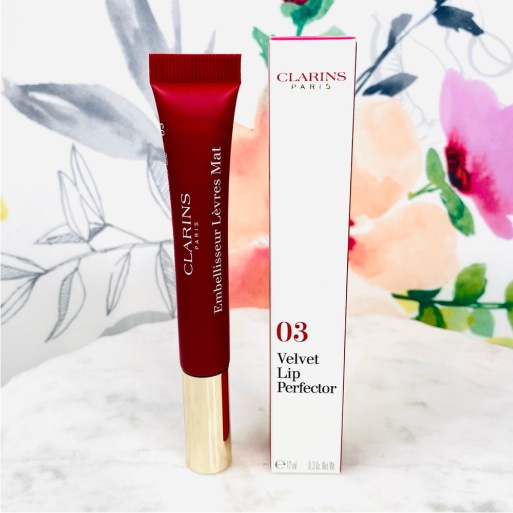 Clarins Velvet Lip Perfector 03 Red